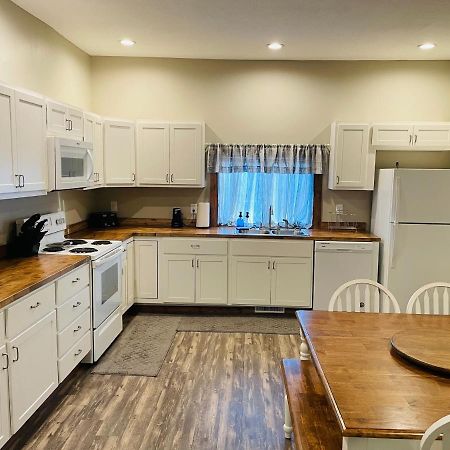 Modern Farmhouse 3 Bed, 2 Bath Apartment, Sleeps 7, Lots Of Space, Steps To Downtown, Honeywell & Eagles Theater Wabash ภายนอก รูปภาพ